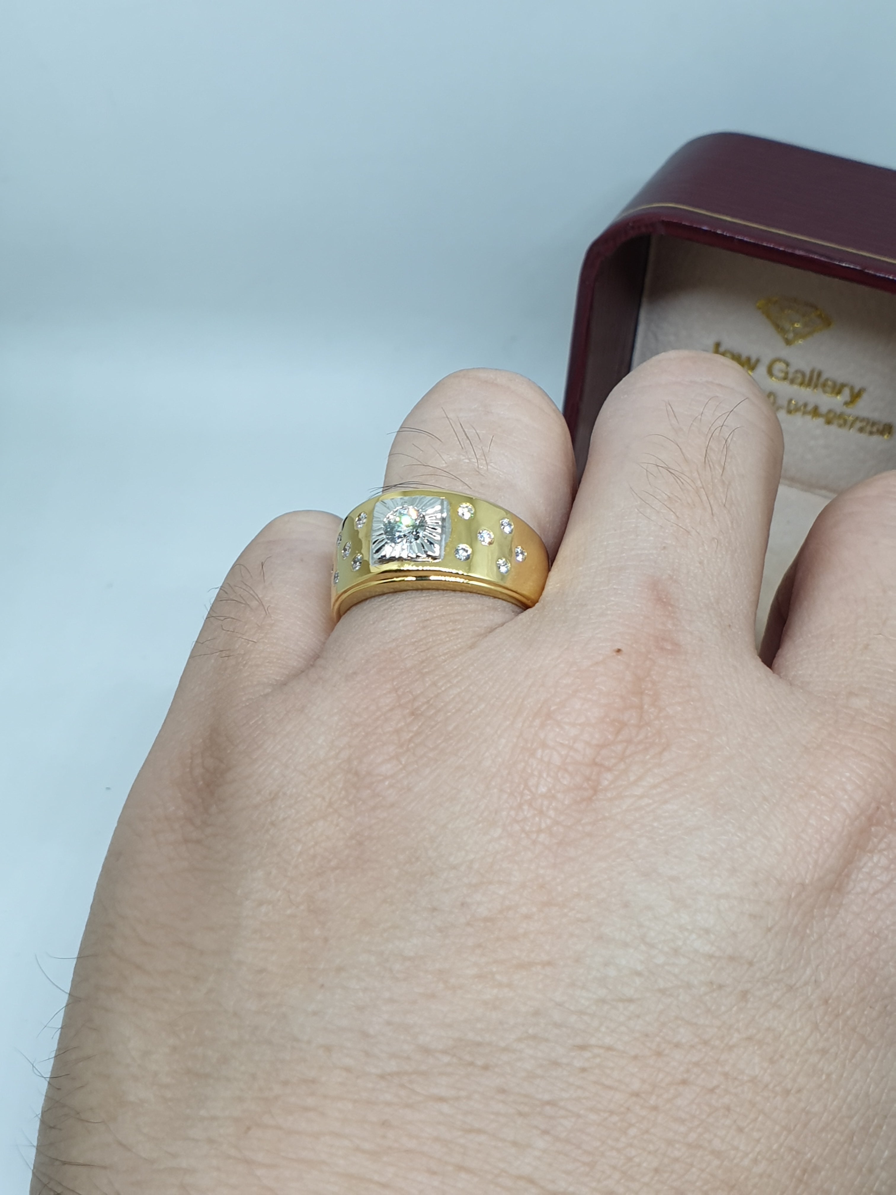 แหวนเพชรชาย GIA ประดับเพชร ทอง 18K | RG00143