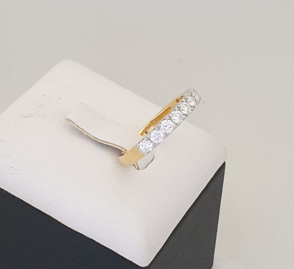 แหวนเพชรแถวครึ่งวง (Half Eternity Ring) ทอง 18K | RG00450 #438