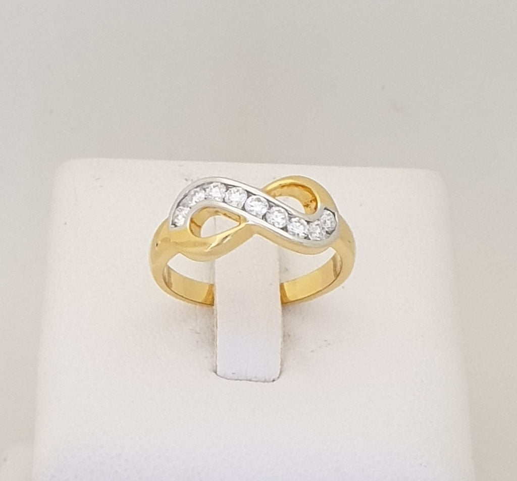 แหวนเพชรอินฟินิตี้ (Infinity Ring) ทูโทน (ทองสองสี ) 18K | RG00456