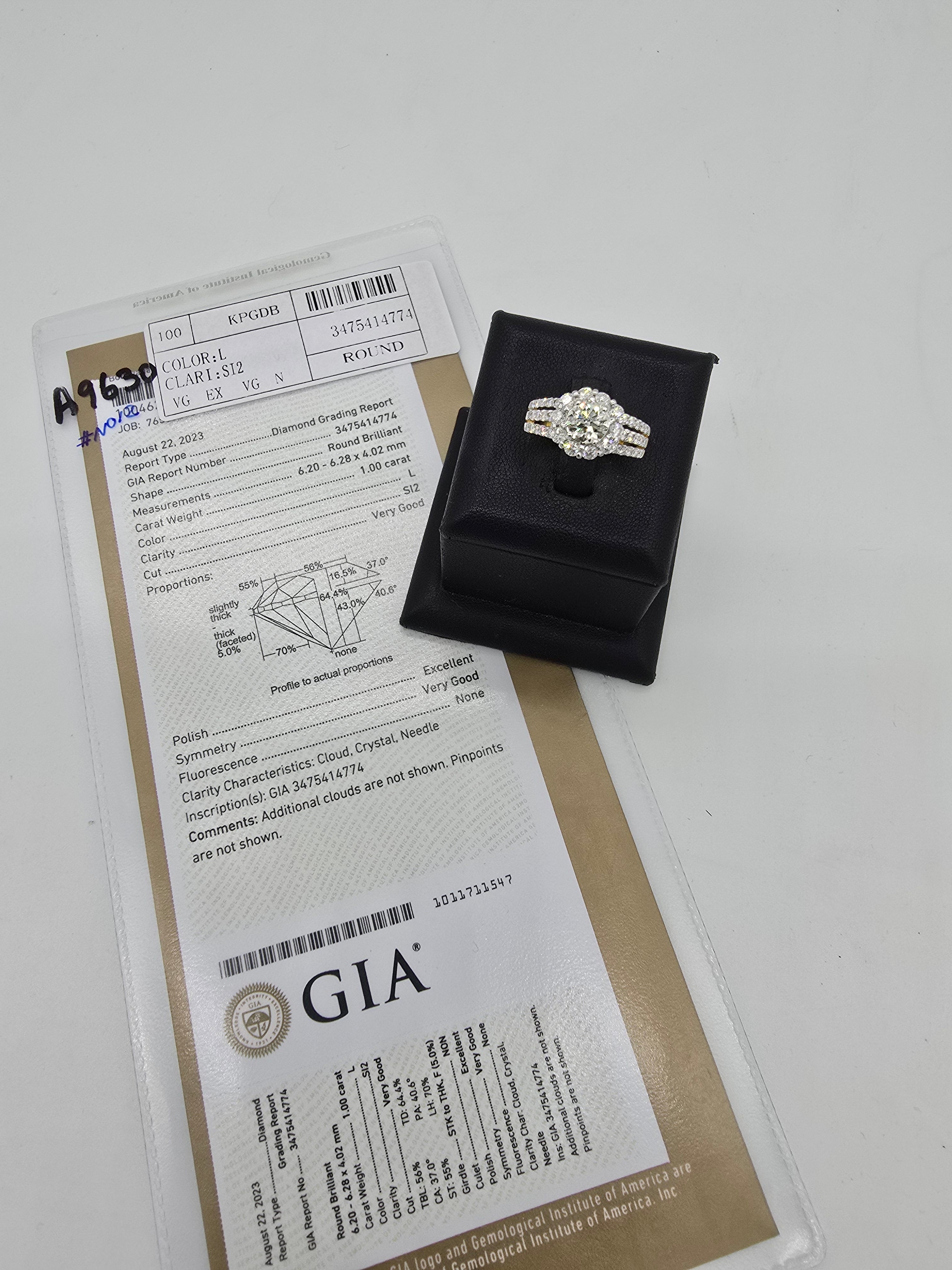 แหวนเพชรเม็ดเดี่ยวล้อมเพชร GIA 1.00 กะรัต ทอง 18K | RG00625